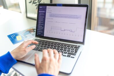 Jak poinformować klientów sklepu internetowego o&nbsp;zmianie cen?